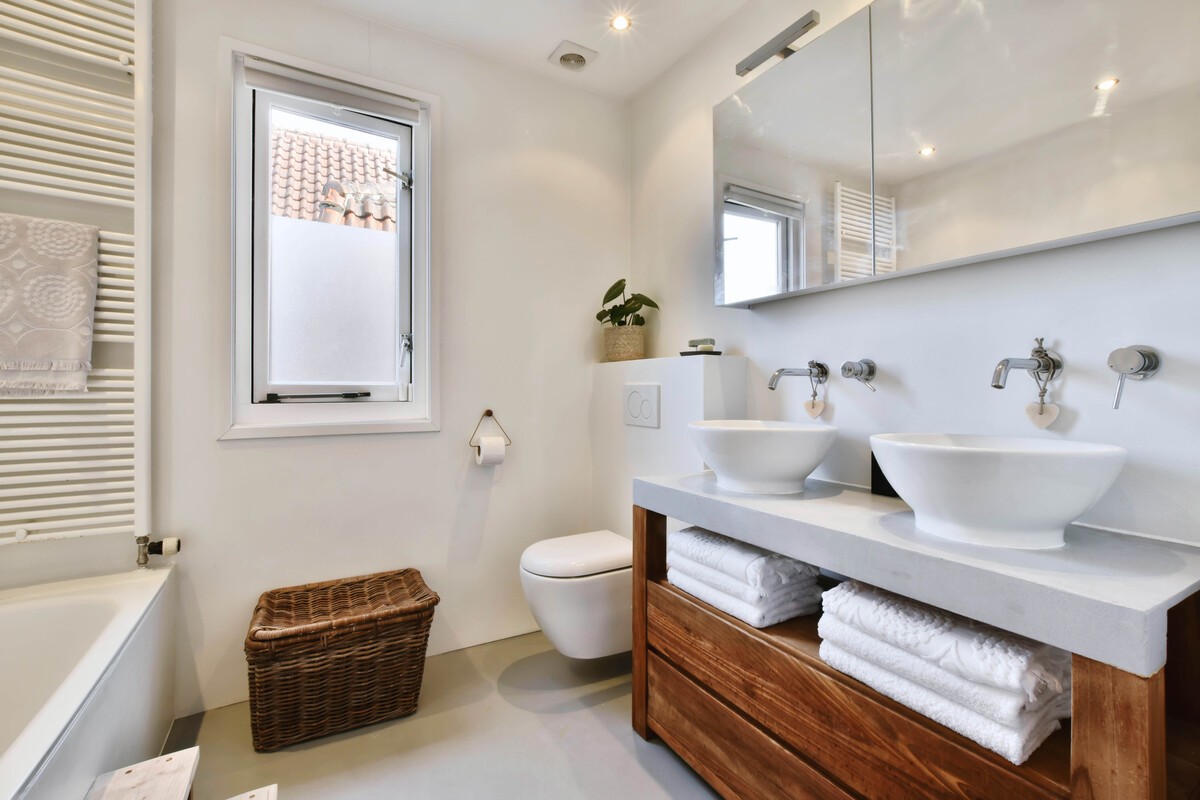 Small bathroom ideas